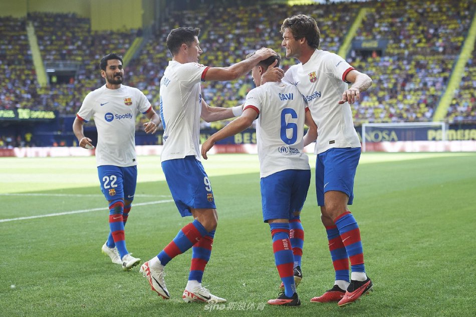 颜欣慧在本 颜欣慧在本