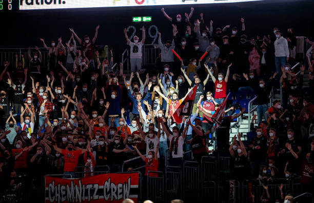 豪门的追逐 豪门的追逐