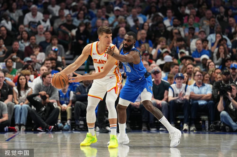 面对围攻 面对围攻