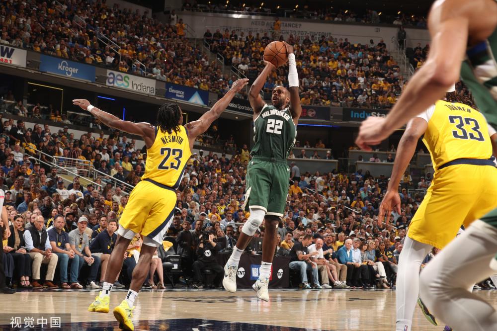 的赛场上 的赛场上